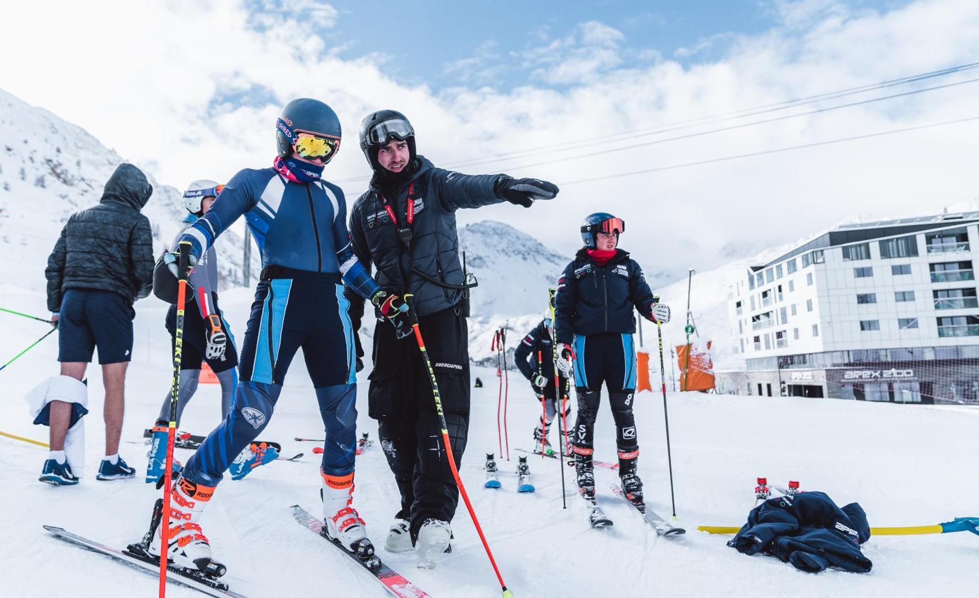 Apex2100 International Ski Academy Tignes Eksteriør billede